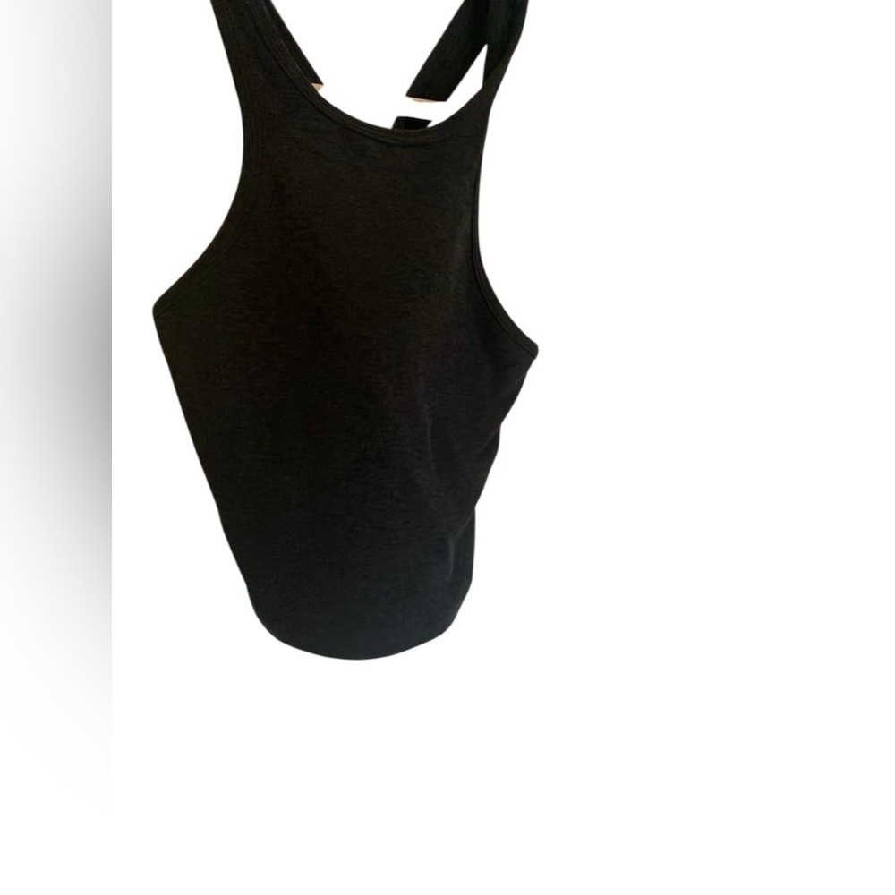 NWOT Beyond Yoga Black Cropped Tank Top